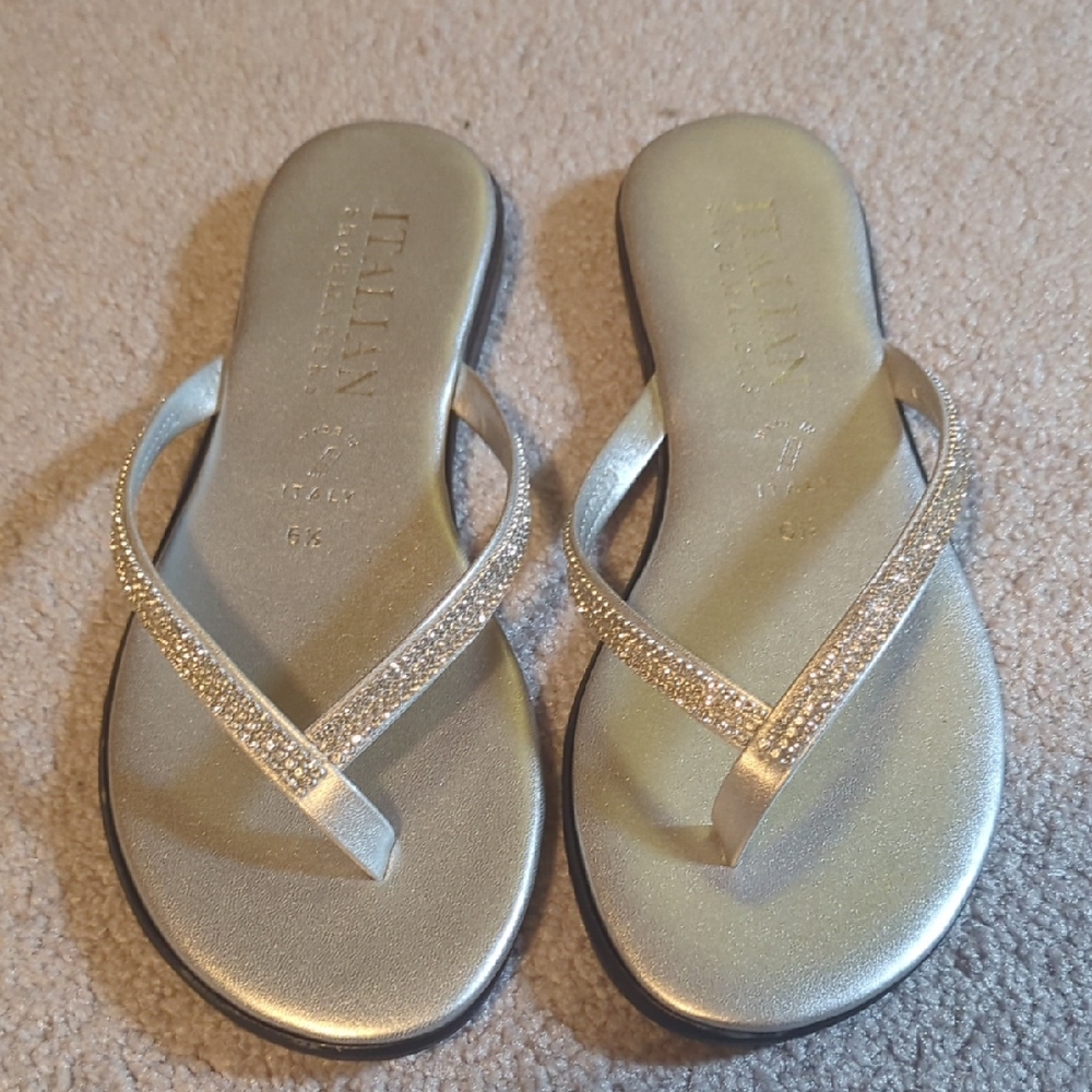 Italian Shoemakers Metallic Silver Sandals